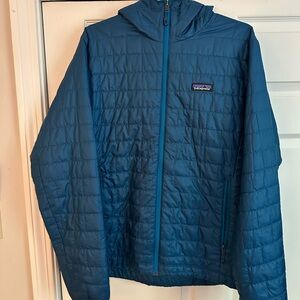 Patagonia Men's Teal Puffer Jacket
